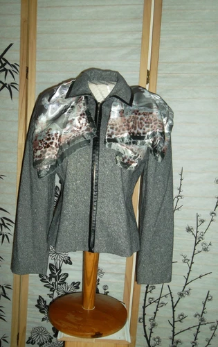 ANN TAYLOR  Blazer Size 6P 