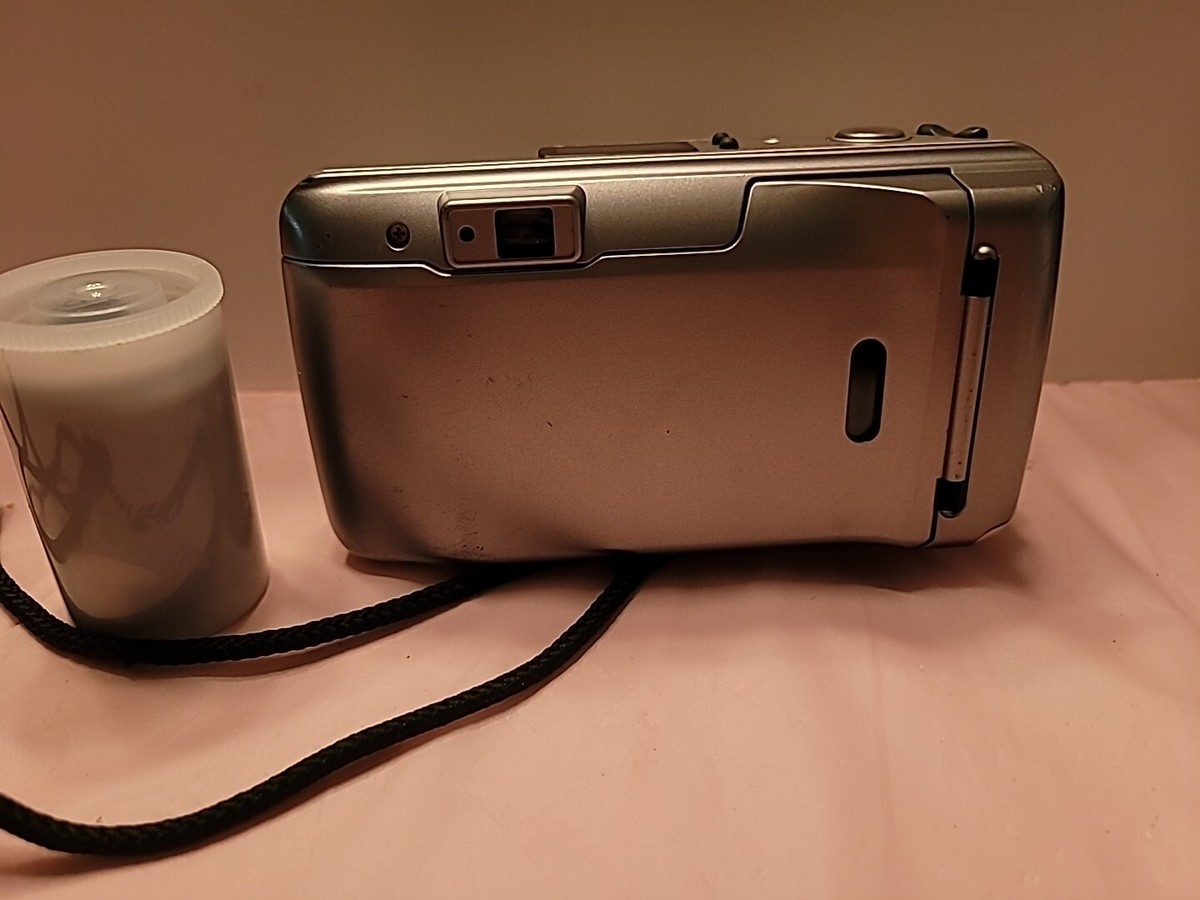 Olympus Infinity Stylus Zoom 80 Wide DLX 35mm Point & Shoot Film