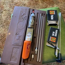Vintage gun cleaning kit universal Hoppes 9 & Outers Patches Oil Rods Tips Case