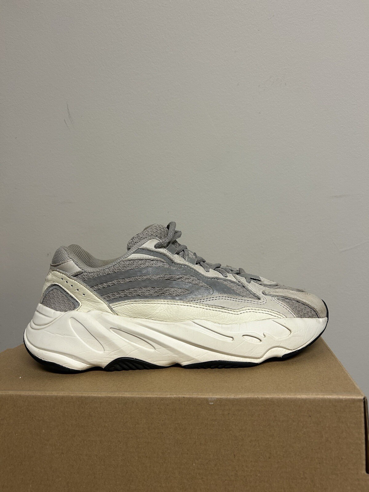 Size 8.5 - adidas Yeezy Boost 700 V2 Low Static