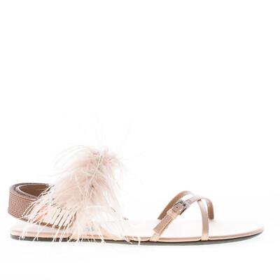 PRADA Damenschuhe Women Shoes niedrige Sandale aus Natursatin mit Schnalle und Federn