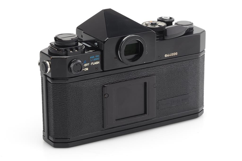 Canon F-1 ブラック LAKE PLACID 1980 Canon F-1 Lake Placid 1980 Winter Olympics Edition | Chasing