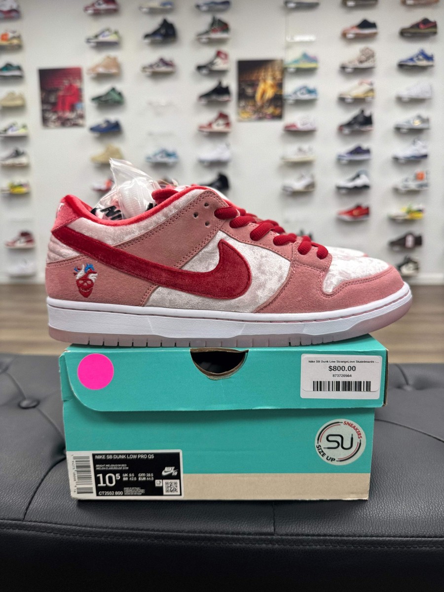 Nike SB Strangelove Velvet Men’s Size 10 Shoes Size 10.5 - Nike Dunk Low SB x StrangeLove Valentines Day  main image 2