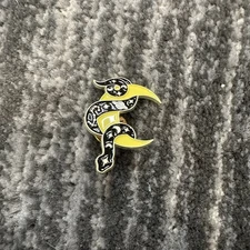 Enamel Pin Crescent Yellow Moon Snake Brooch Lapel Badge Backpack Hat Jewelry