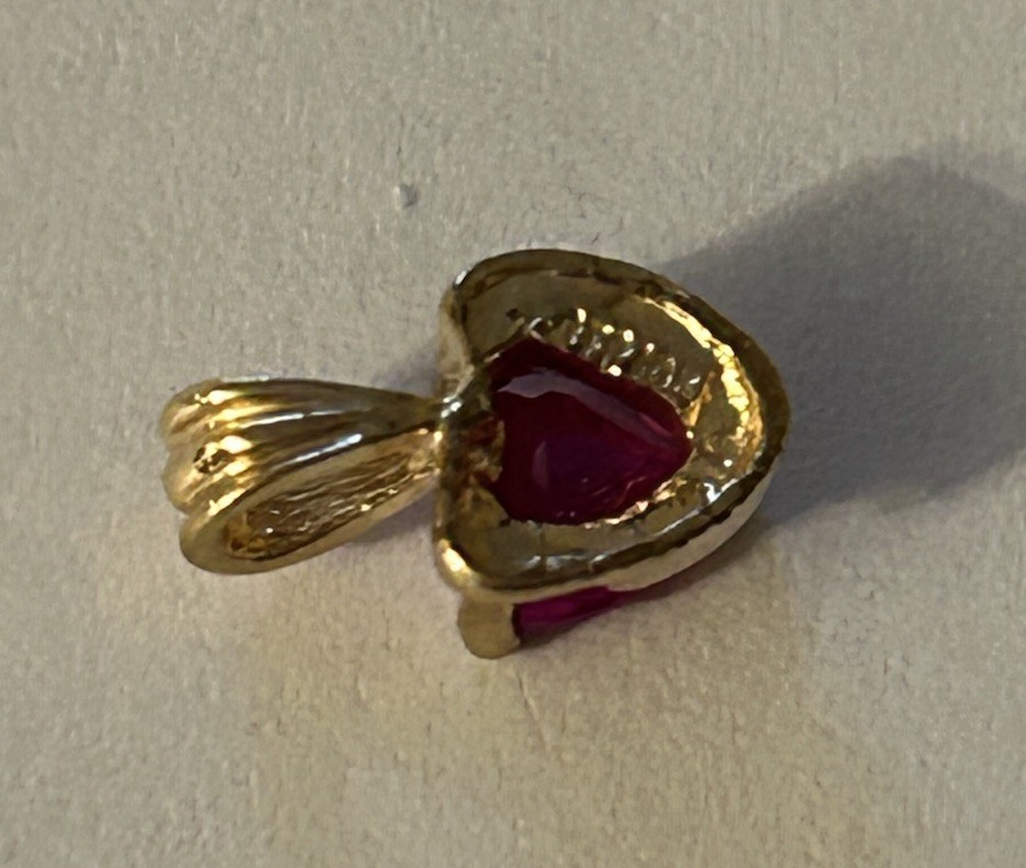 0.6 Grams 10K Yellow Gold TINY TINY Ruby Heart Pe… - image 6