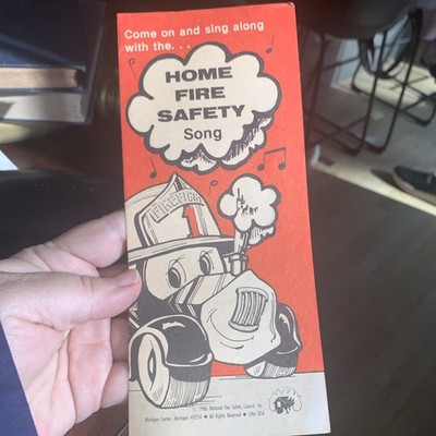 1986 National Fire Protection Home Fire Safety  VTG Pamphlet
