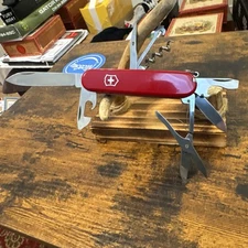 Victorinox Super Tinker Swiss Army Knife,  Pocket Knife New Old Stock 