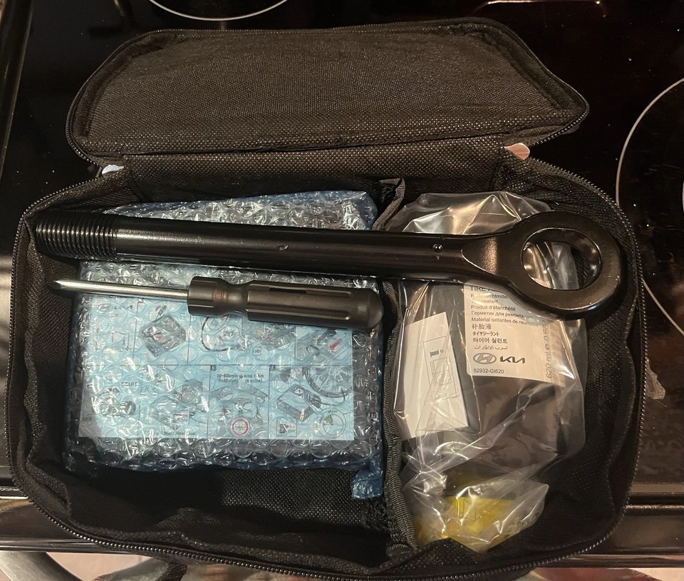 2024 2025 2026 KIT MOVILIDAD SELLADOR INFLADOR INFLADOR NEUMÁTICOS EMERGENCIA HYUNDAI IONIQ 5 & 6 Foto 2 de 3