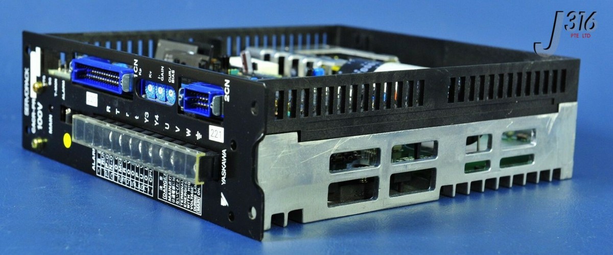 533 YASKAWA SERVOPACK DRIVE, CACR-PRCAA5RCA, CACR-ACBA5AI2Y9 CACR