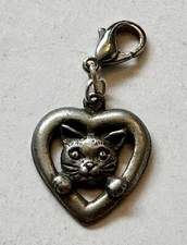 Cat in heart pewter charm clip on purse zipper pull keyring backpack