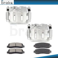 2X Front Brake Calipers & 4X Ceramic Pads For 2005-2012 Ford F-350 Super Duty