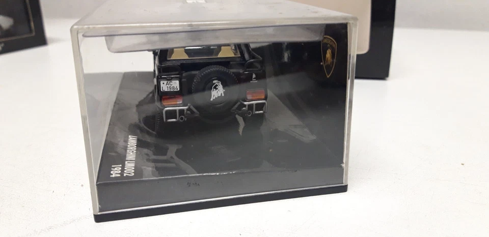 1/43 Lamborghini LM002 1984 black- Minichamps - Immagine 2 di 4
