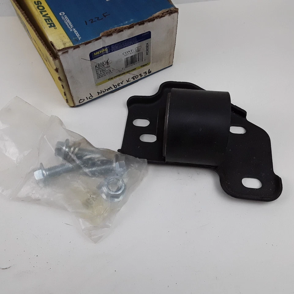 Buje de brazo de control Moog K80834 para Crown Vic, Town Car, Grand Marquis 03-11 Foto 2 de 4