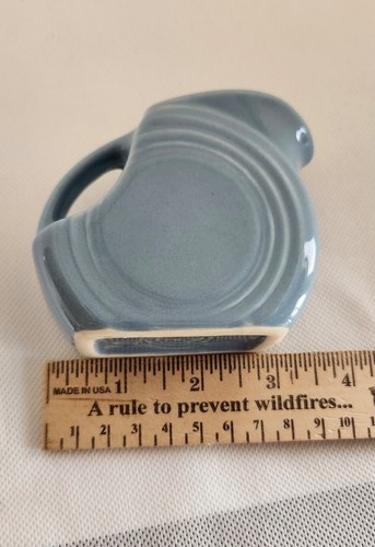 Vintage Fiestaware Blue Periwinkle Mini Disc Pitcher 5oz - Picture 6 of 8