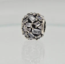 Authentic Pandora Sparkling  Chiselled Elegance Charm