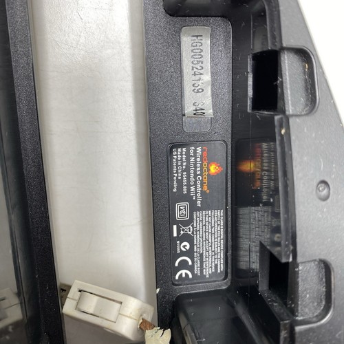 Nintendo Wii Wireless Guitar Hero RedOctane Sunburst 95455.805 CORD DAMAGED READ - Picture 9 of 10