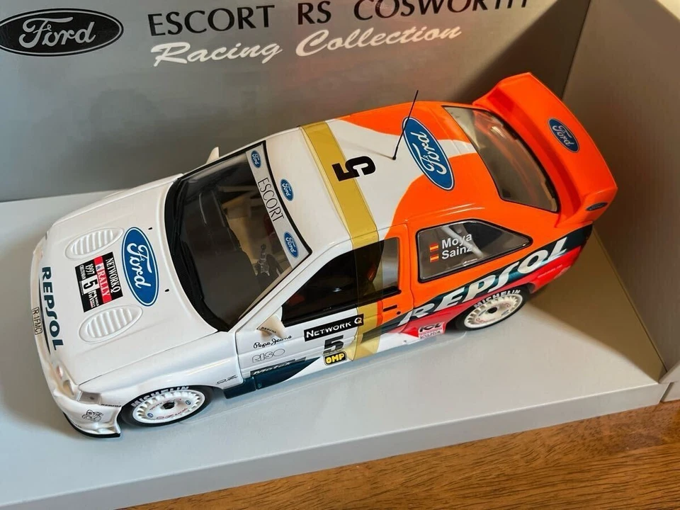 1/18 UT models Ford ESCORT WRC 1997 RAC Rally UT Models Ford Escort C.Sainz - Image 2 of 4