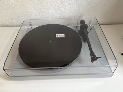 Pro-Ject Debut Carbon Esprit - Ortofon 2M red - grau - OVP
