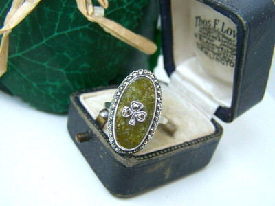 VINTAGE IRISCHER 925 STERLINGSILBER CONNEMARA MARMOR KLEEBLATT MARKASIT RING GRÖSSE L