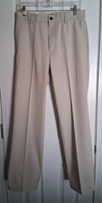 NWT Mens St. John's Bay Easy Care Classic Fit Flat Front Khaki Pants 30x32 MP1