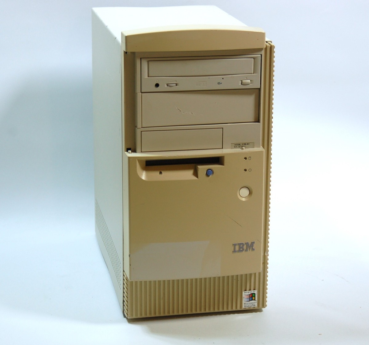 【極美品】IBM Aptiva D1J 2156デスクトップパソコン本体 レトロ CRTセットIBM PC aptiva E2J レトロPC - メルカリ