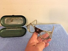 VINTAGE W GLASS FOLDING SAFETY GLASSES WIRE SCREEN STEAMPUNK MOTORCYCLE AVIATOR