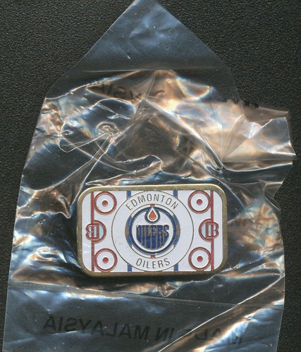 VINTAGE 1989 LIL' SPORTS BRAT EDMONTON OILERS RINK ENAMEL HOCKEY PIN MIP