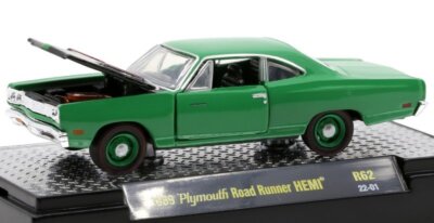 PLYMOUTH Road Runner HEMI - 1969 - green - M2 1:64
