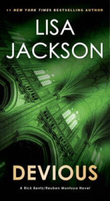 Devious (A BentzMontoya Novel) - Mass Market Paperback - VERY GOOD