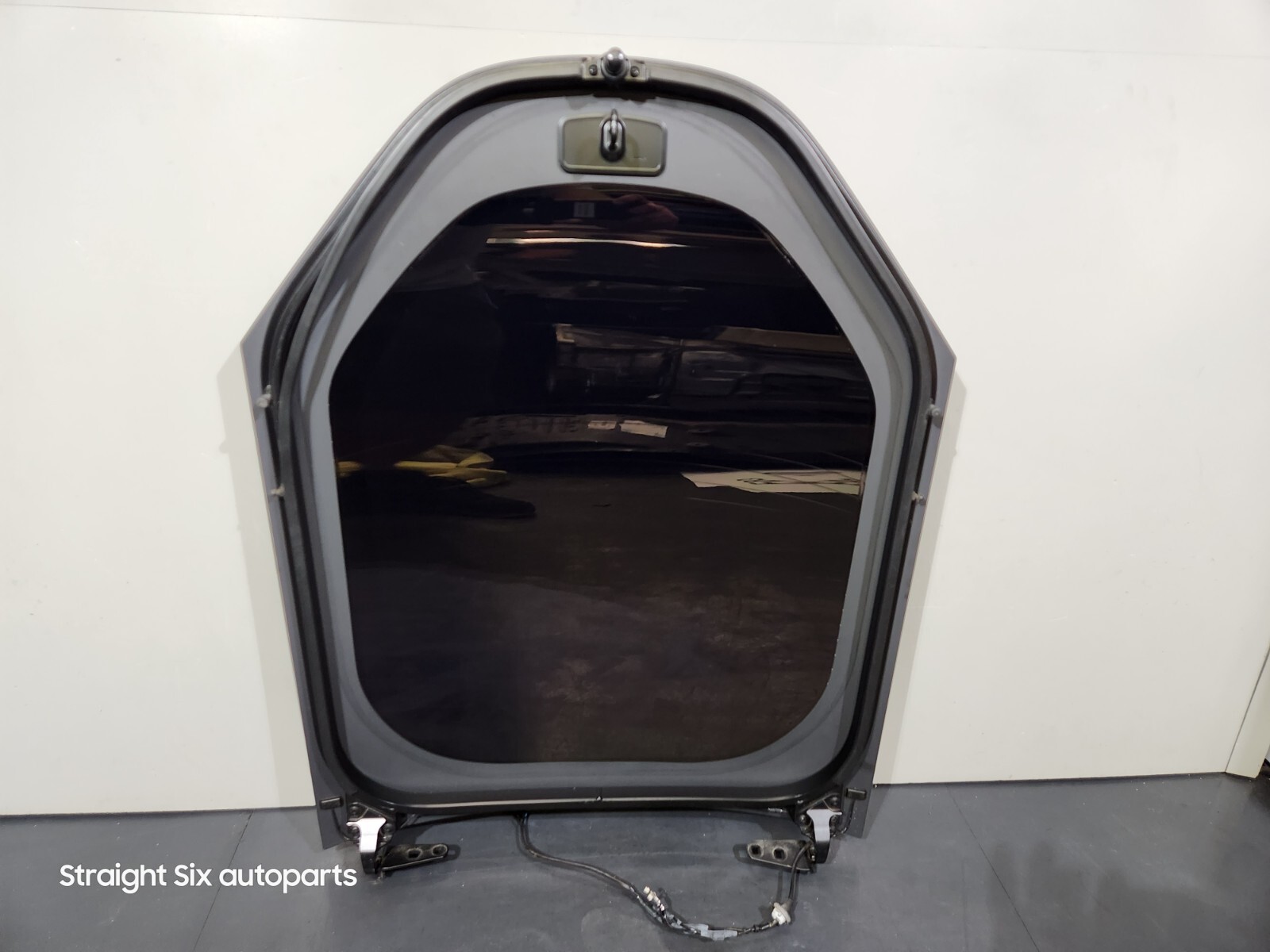 ✅ 14-20 OEM BMW i8 Coupe Rear Window Trunk Lid Hatch Lift Gate Windshield Glass