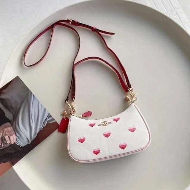 Borsa a tracolla Coach Teri nuova con etichetta con stampa cuore a righe CA251