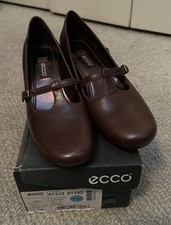 Ecco Women s Espresso T-strap EU 39 Pump Heel NIB