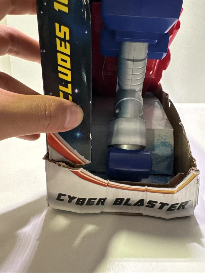 TRANSFORMERS Dark Of The Moon NERF CYBER BLASTER Optimus Prime LIGHTS & Sounds - Image 4 of 4