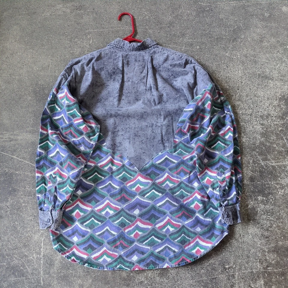 Vintage Rodeo Active Western Shirt Mens Size M Gray Southwestern Aztec Button Up - Image 4 of 4