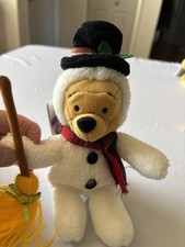 Disney Store Mini Bean Bag Plush Winnie The Pooh Snowman Pooh Christmas 8"W Tag