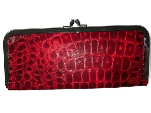 Rolfs Croco Clutch, Intrige Rot