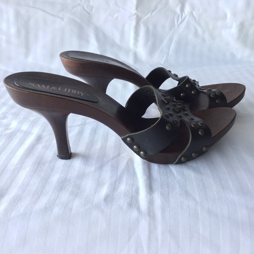 Womens Sam&Libby Brown Studded Leather Sandals, Wooden Heels, Size 8M - Picture 2 of 5