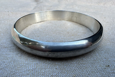 Vintage Tiffany Sterling Silver(.925) Bangle Mexico 2.5 