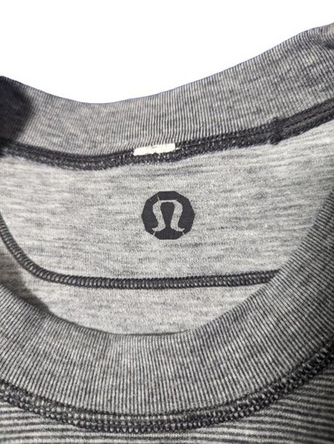 Lululemon Reversible Pullover Crewneck Sweater Men's Med Stripe Gray - Picture 11 of 16