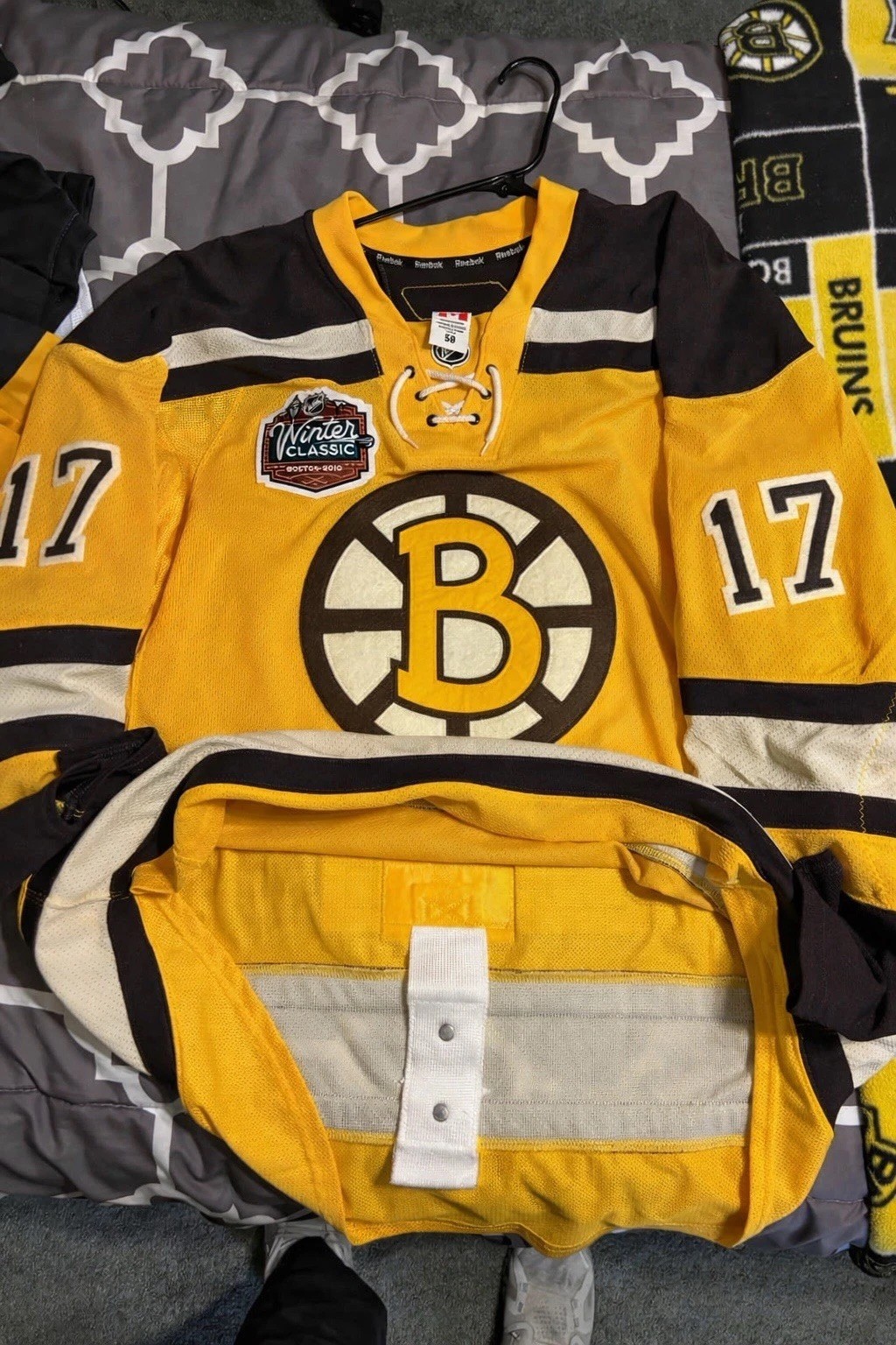 Boston Bruins 2010 Winter Classic Lucic Game Jersey Edge 2.0 MiC sz 58 authentic