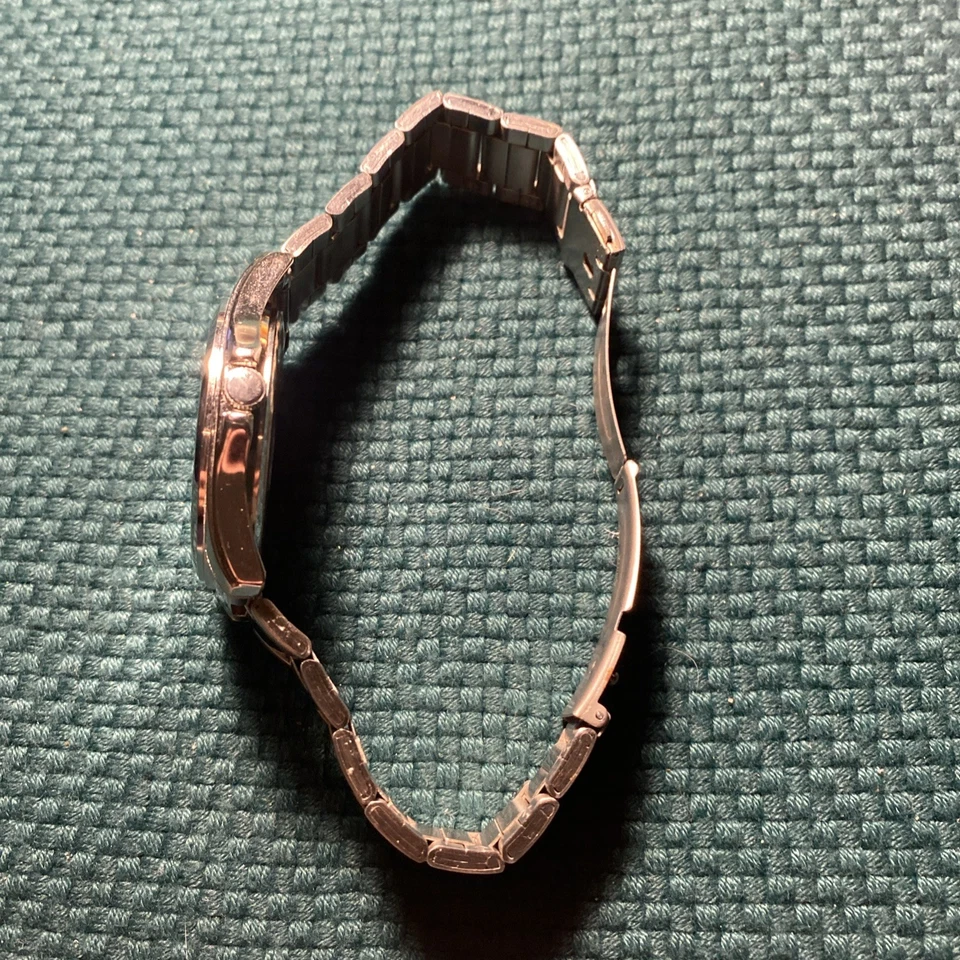 Reloj Game Time NFL Las Vegas Raiders Foto 3 de 4