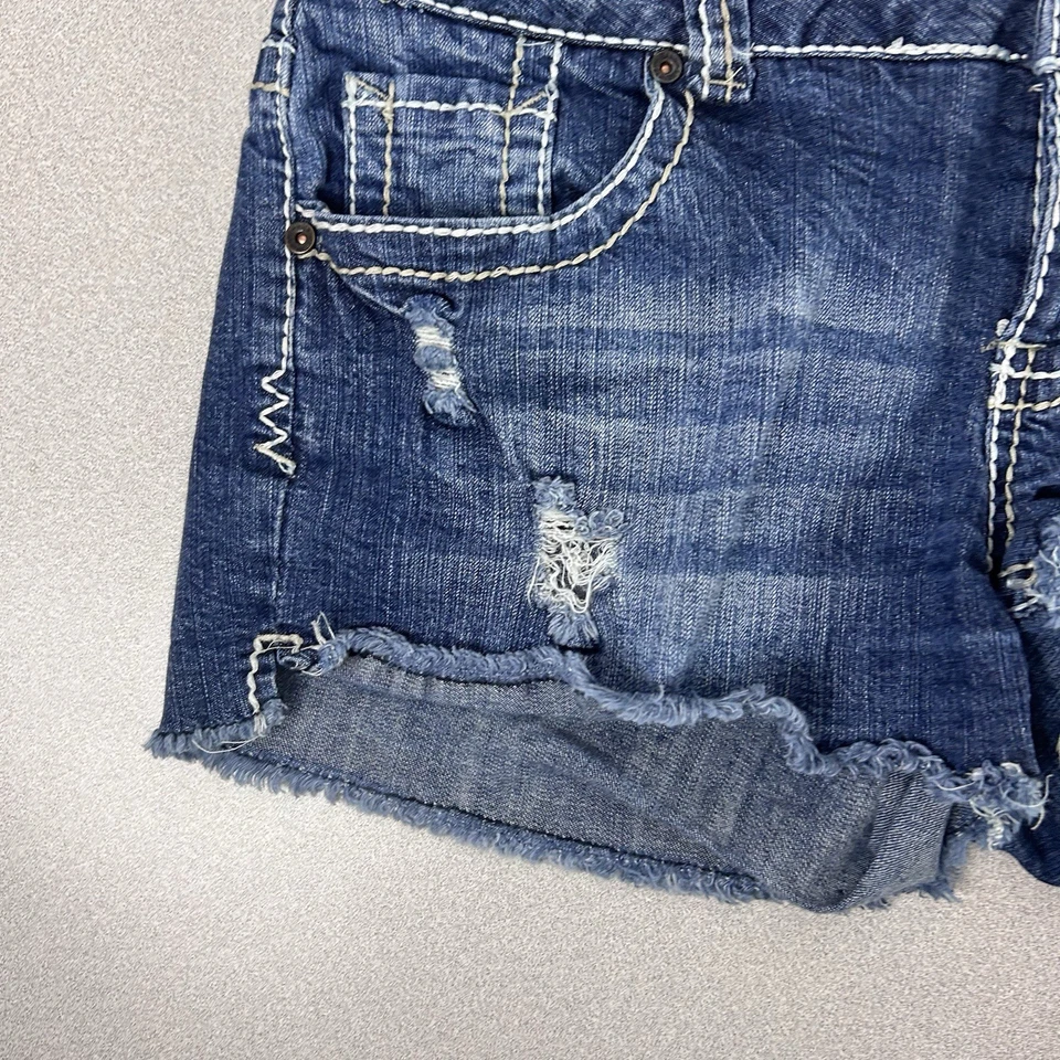 Amethyst Women's Denim Shorts Size 11 Distressed Stretch Blue - Image 4 of 4