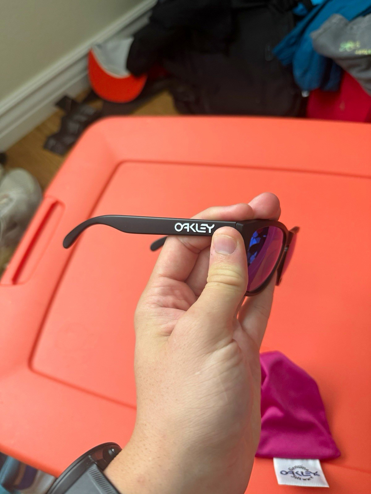 Oakley frogskins great condition with standard Saphire lense