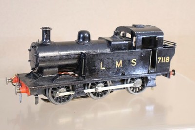 BOND'S SPUR O 3 SCHIENEN LMS 0-6-0 KLASSE 3F JINTY TANKLOK 7118 OVP