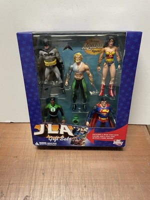 DC DIRECT THE JUSTICE LEAGUE OF AMERICA 5 PACK BRAND NEW 2005 WONDER WOMAN.