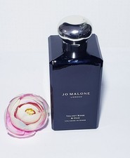 Velvet Rose & Oud Jo Malone London 香水- 一款2012年中性香水