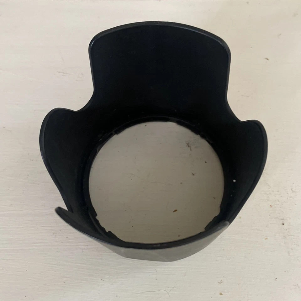 Nikon OEM HB-29 Lens Hood Shade For Nikon AFS DX 17-55mm f2.8G IF-ED Lens - Image 3 of 4
