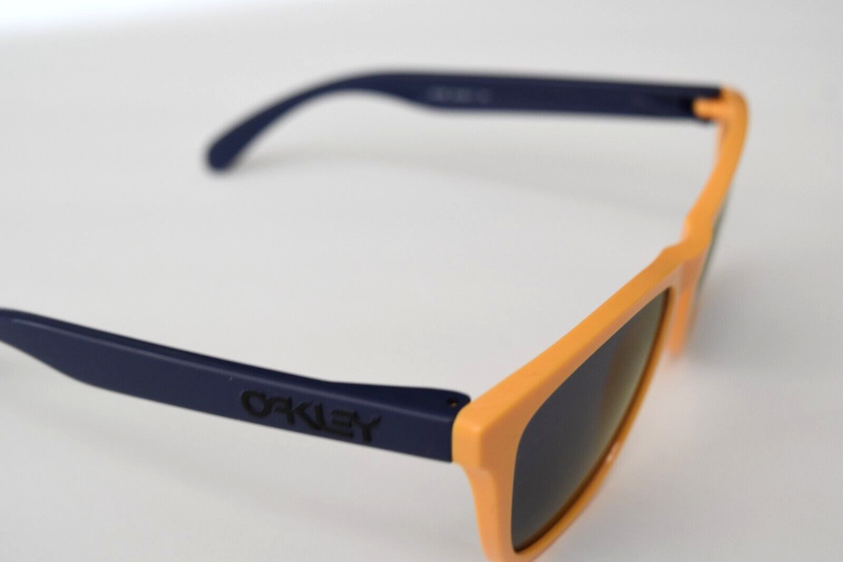 OAKLEY Frogskins Drop Off Blue Iridium 24-362 55-17-133 Sunglasses