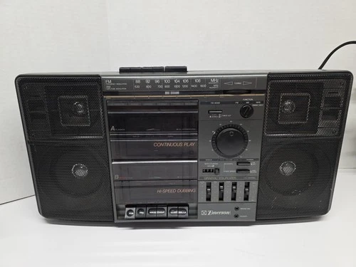 Emerson CTR961C Boombox AM/FM Dual Cassette Stereo Radio 20” long - Tested Works