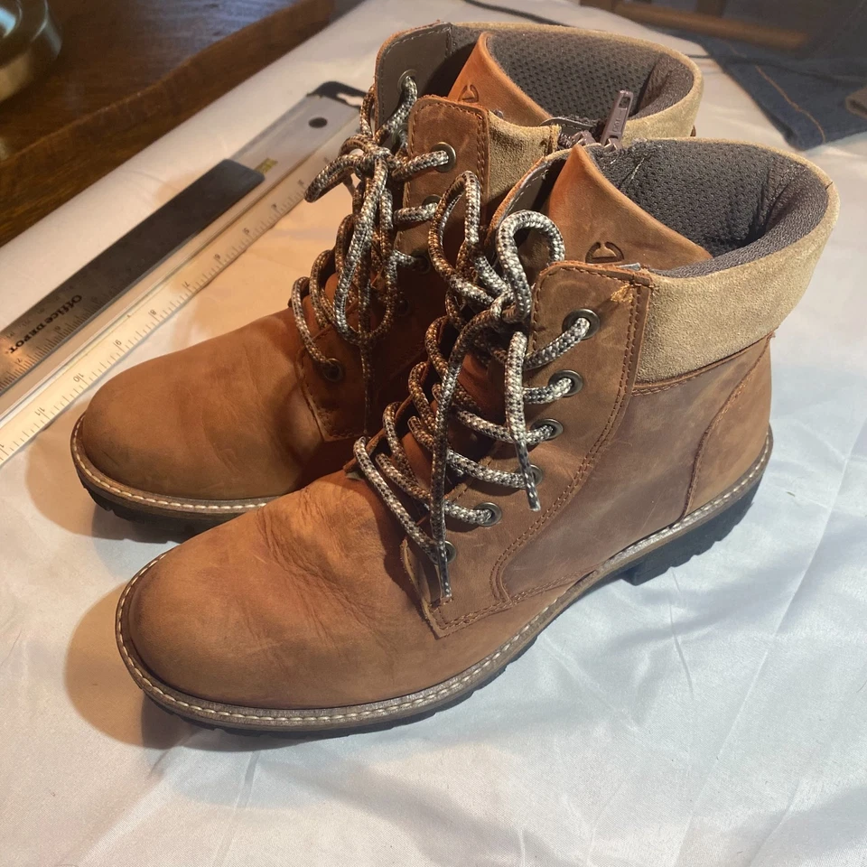Botas femininas ECCO Elaina NUBUCK marrom couro Hydromax tamanho 8 novas sem caixa - Imagem 2 de 4